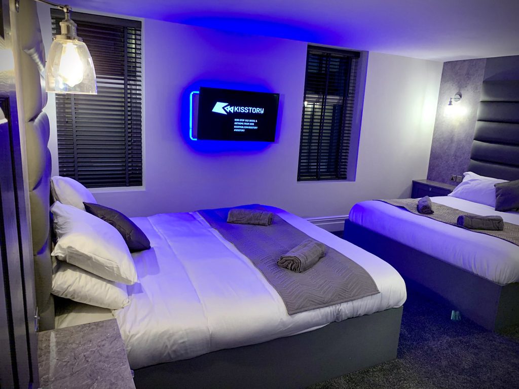 middle front super king size beds